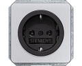 Siemens 5UH1055 Накладка Delta profil серебрно-черного цвета для розетки Schuko 65x65mm Siemens 5UH1055 Накладка Delta profil серебрно-черного цвета для розетки Schuko 65x65mm